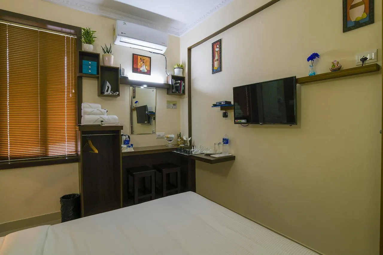 Blue Bell Cochin Airport Hotel Nedumbassery