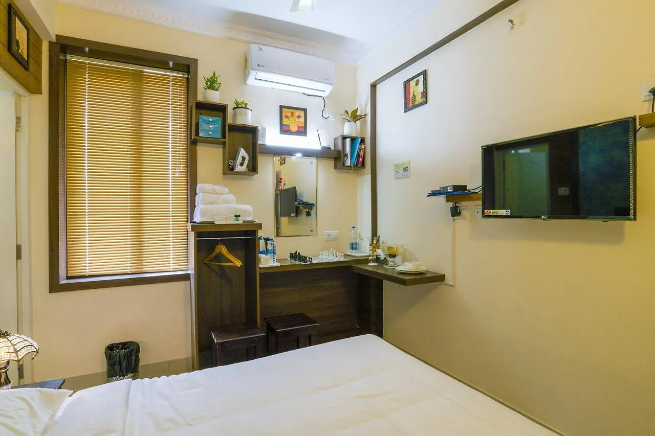Blue Bell Cochin Airport Hotel Nedumbassery
